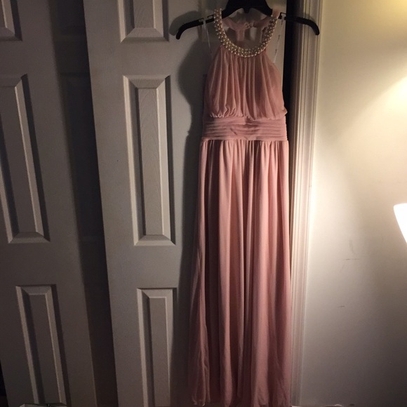 Gorgeous peach gown... Perfect for Prom!!! - Picture 1 of 2